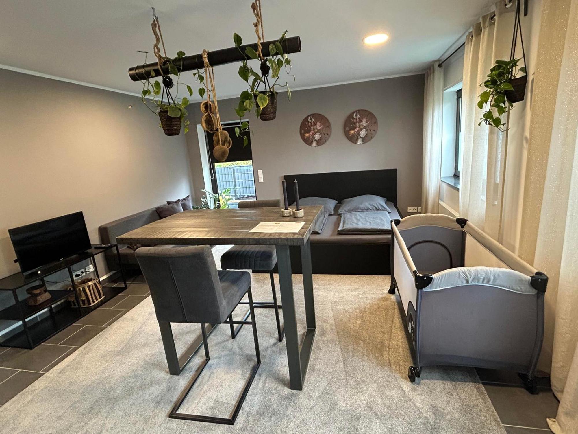 Cosy Bungalow-Apartment In Ruhiger Toplage - Naehe Duesseldorf Krefeld Eksteriør bilde